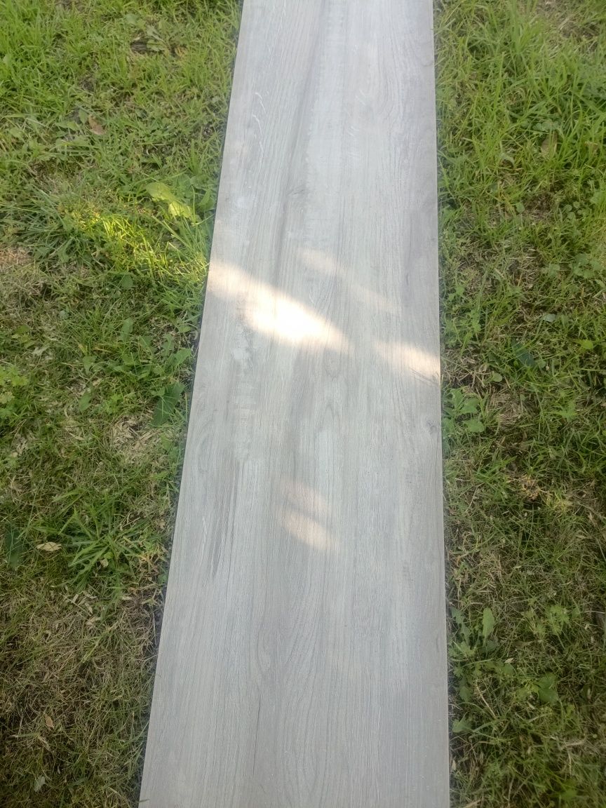 Płytki podłogowe 1200x300