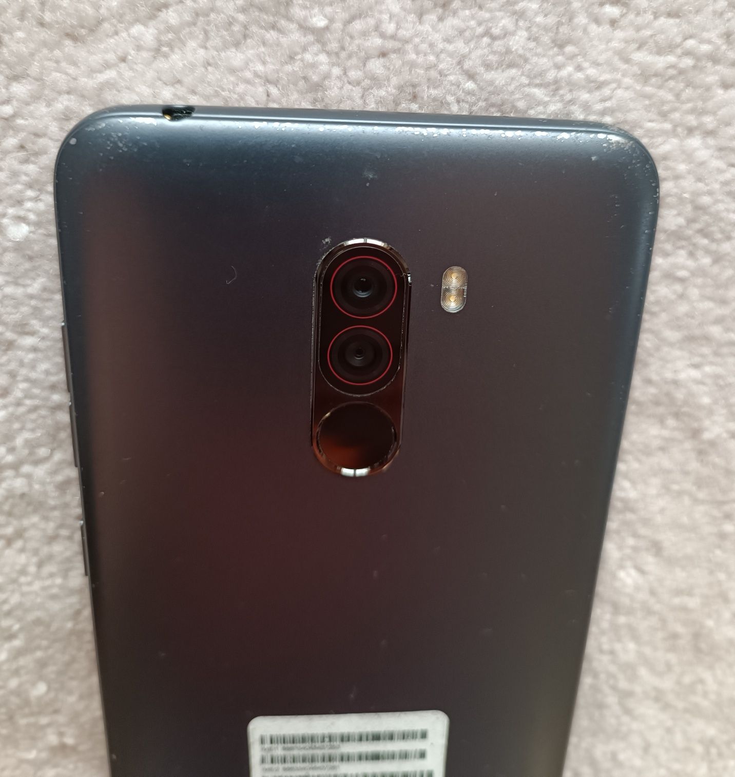 Smartfon Pocophone F1 6/64 GB czarny