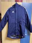 продам футбольну куртку Adidas