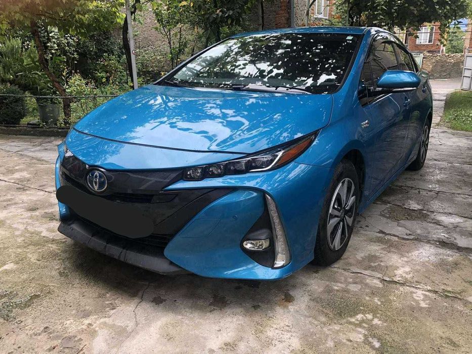 Toyota Prius Prime 2017 І покоління  1.8 Hybrid CVT Тойота Приус Прайм