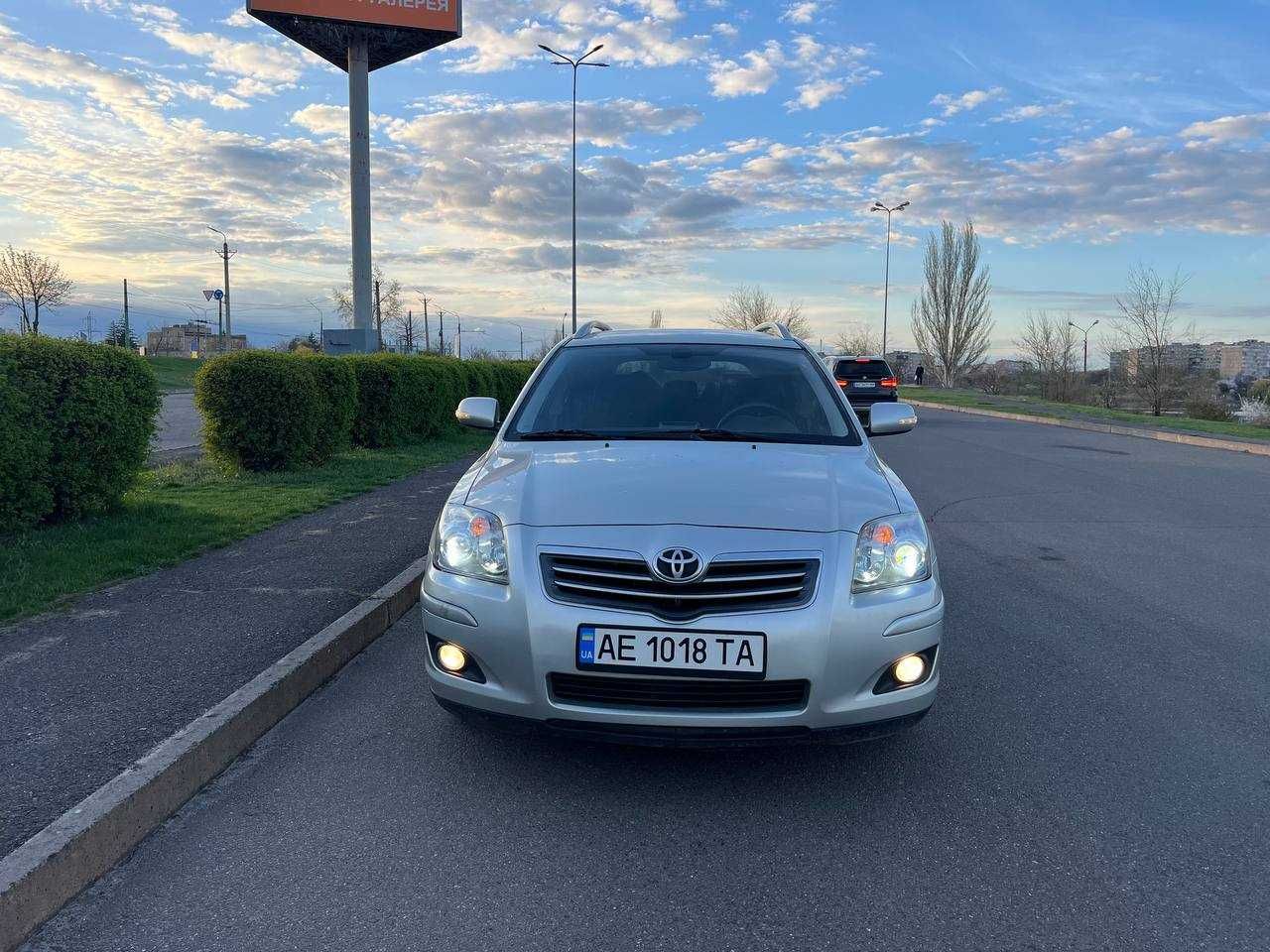 Toyota Avensis t25 2006 р.в.  Універсал 2.2 дизель