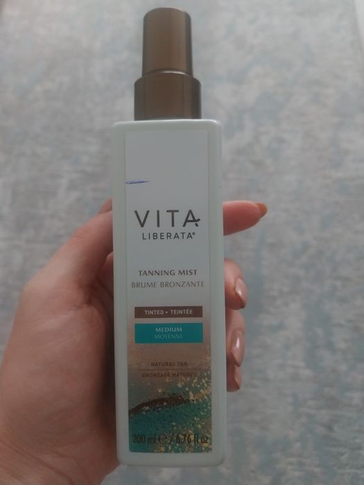 Vita liberata 200ml medium mgiełka samoopalającą