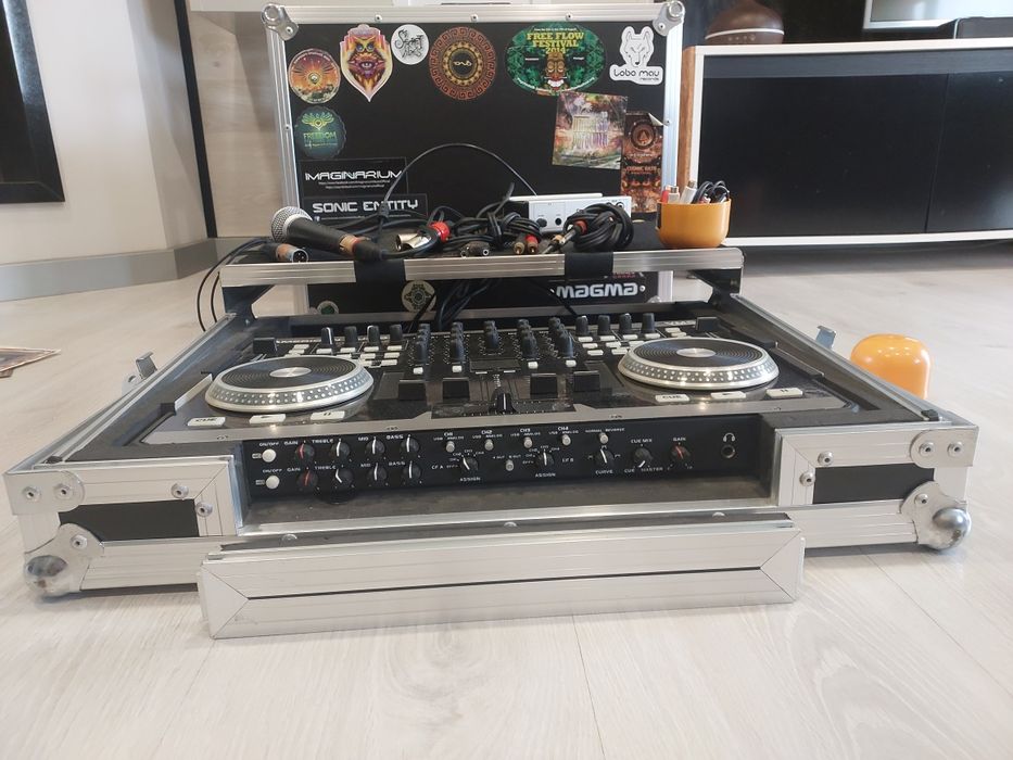 Material Dj controlador / placa de som/ mala/microfone/ cabos