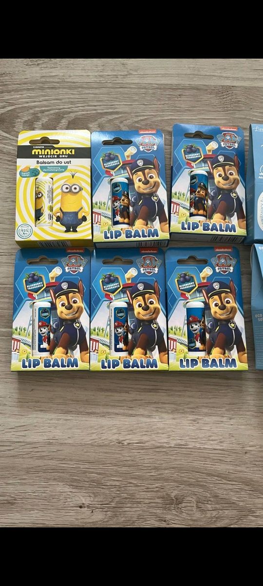 Pomadka do ust, balsam do ust, psi patrol, minionki, pepsi, carmex