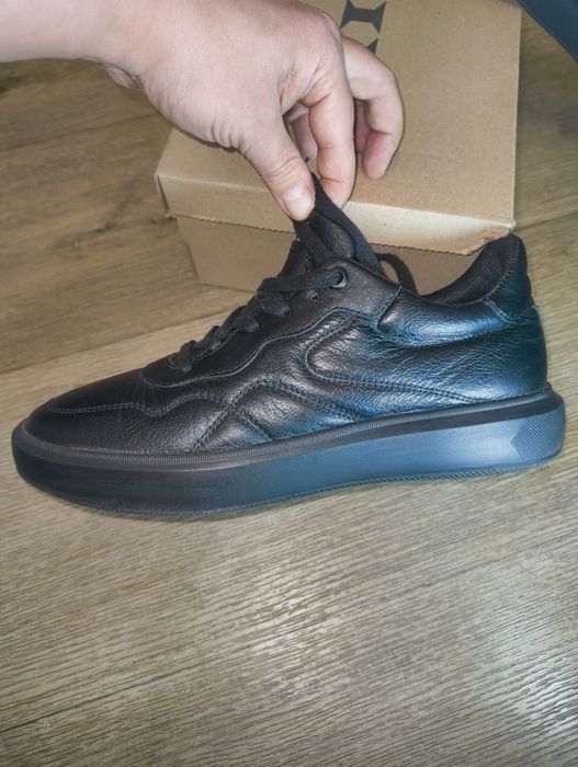 Кросівки шкіряні Mida 39