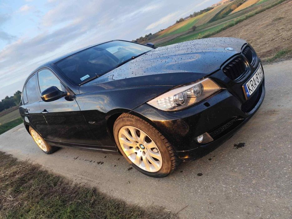 BMW E90 2.0 i 170kon Poliftowy Sedan