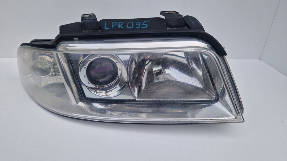 AUDI A4 B5 LIFT LAMPA PRZÓD PRZEDNIA PRAWA EUROPA 8D0941004AK