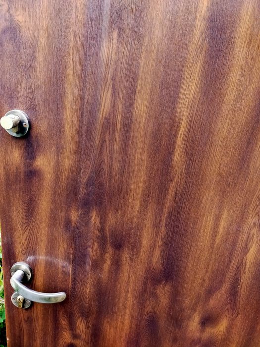 Sprzedam używane drzwi zewnętrzne metalowe