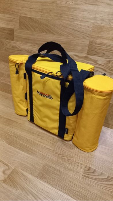 Грубостінна термосумка 
Об'єм 13.5л.