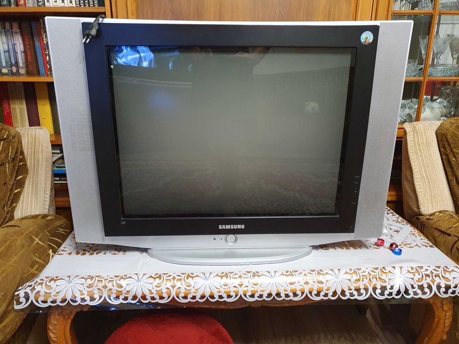 [ТОРГ] Телевизор Samsung 29 дюймів