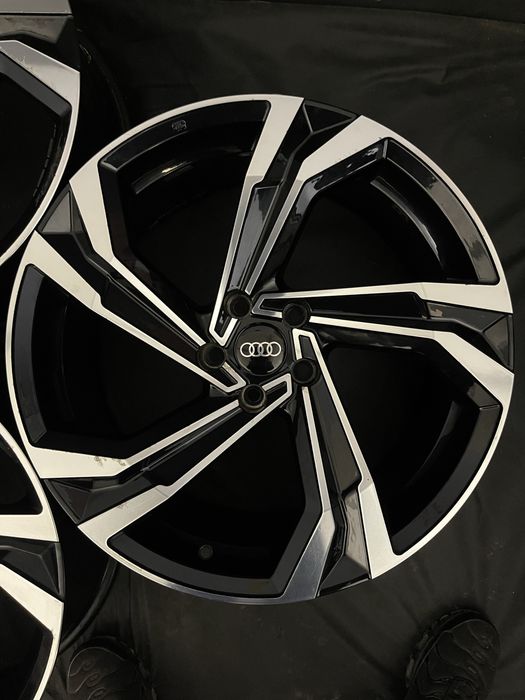 Диски R19 5x112 Et28 8.5J. Audi Q7 Q5 Q3 A7 A6 A5 A4 A8 E-Tron Touareg