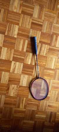 Raquete de badminton.