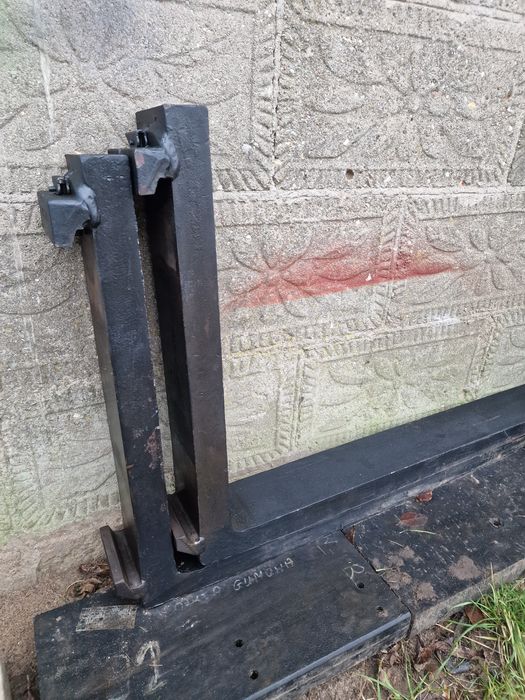 Paleciak, widły do palet Bobcat, Manitou