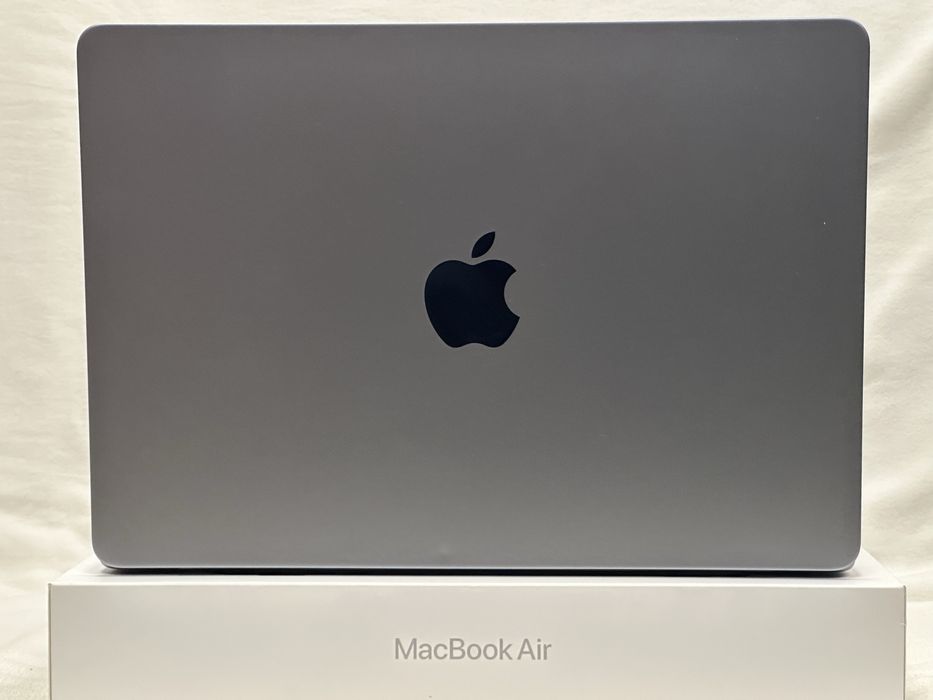 MacBook Air M2 13’ 2022р. 16/256Gb, Space Grey