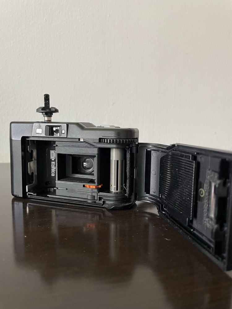 Aparat analagowy/kompaktowy Konica Pop 10