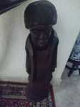 Boneco de pau pretoe peças em Africano