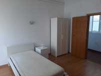 Desp incluidas, Quarto amplo em moradia, Porta de Moura
