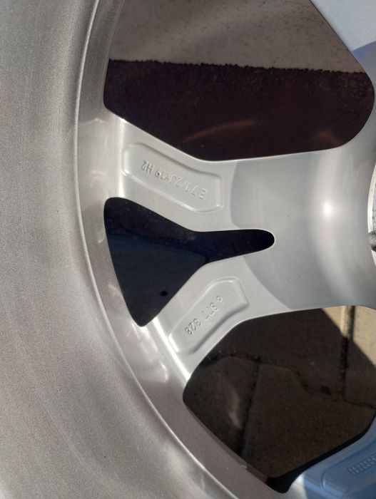 Alufelga BMW 19" + opona 235/55/19 ContiEco Contact