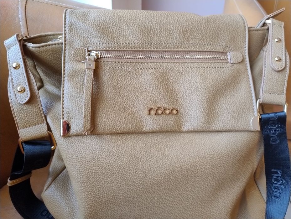 Torebka. listonoszka Nobo