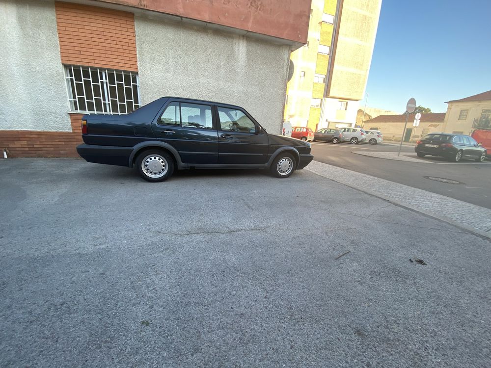 Jetta 1.6 TD automático