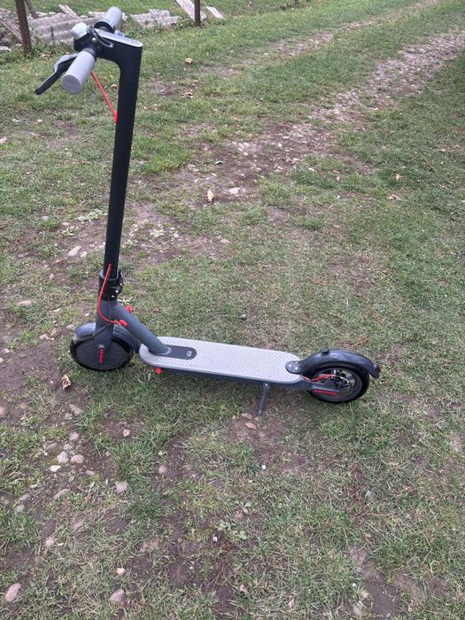 Електросамокат Xiaomi Mi Electric Scooter