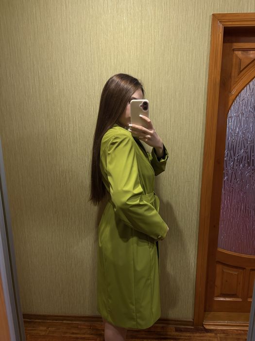 Тренч/ плащ жіночий оливковий