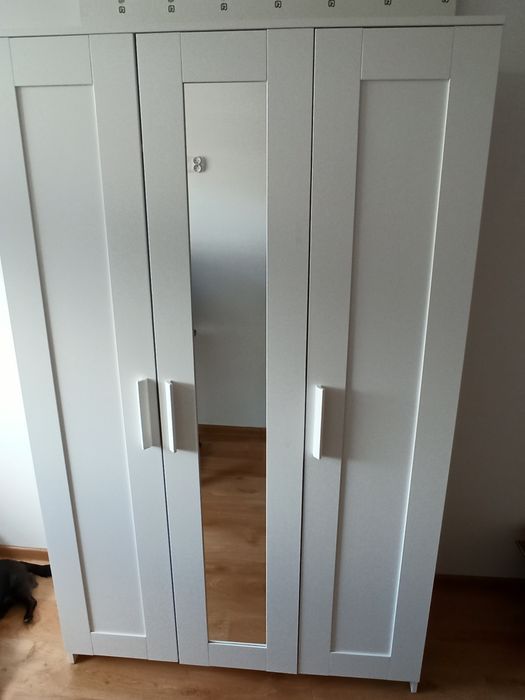 Szafa BRIMNES 3 drzwi