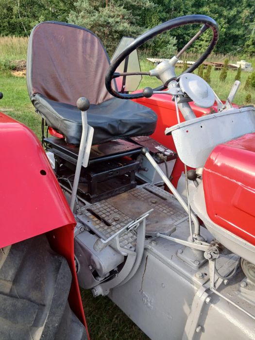 Ciągnik rolniczy Ursus c330 zektor k25