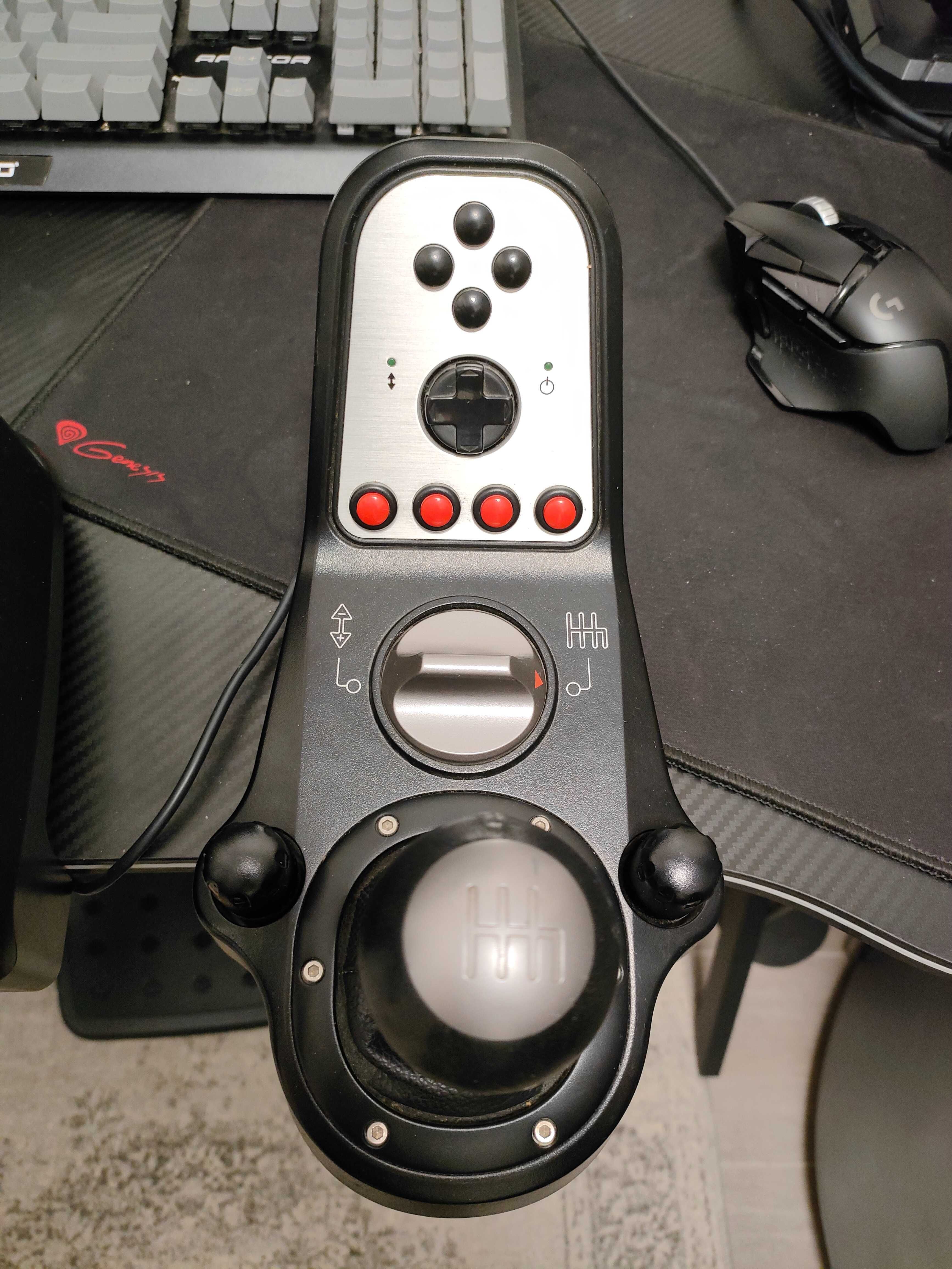 Kierownica Logitech G25