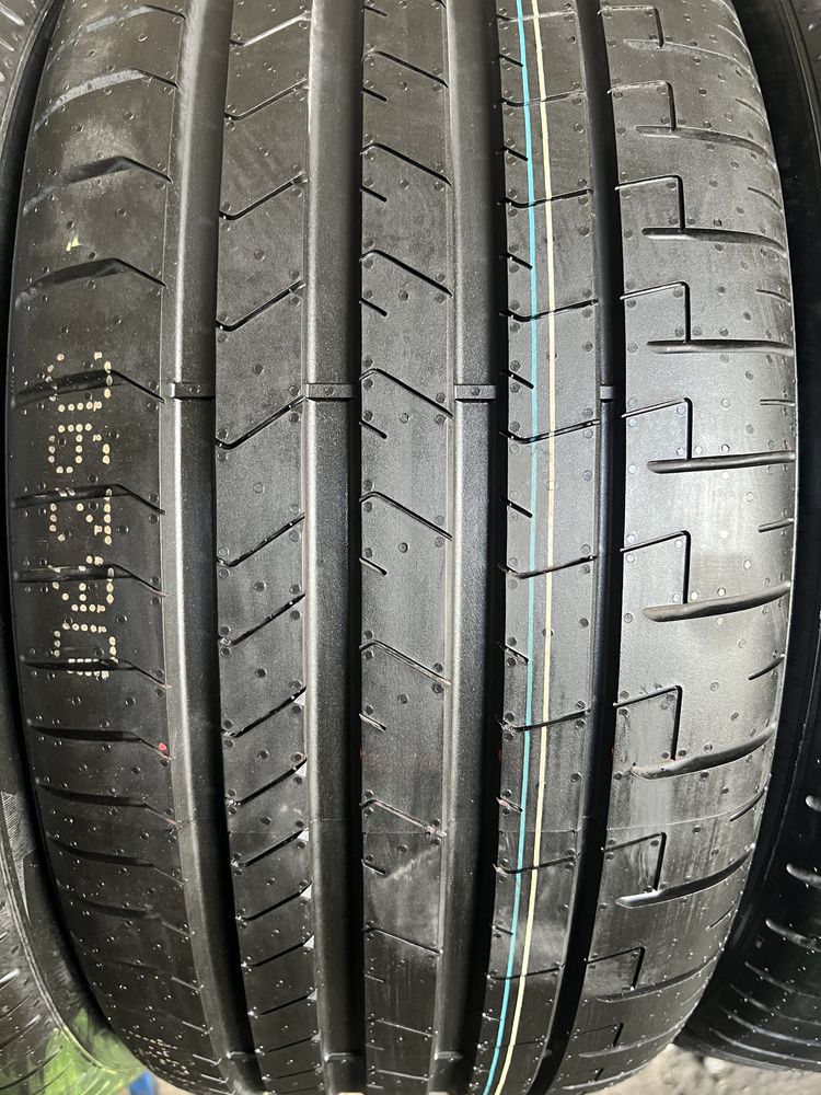 285/40/19+255/45/19 R19 Pirelli PZero PZ4 4 шт новые