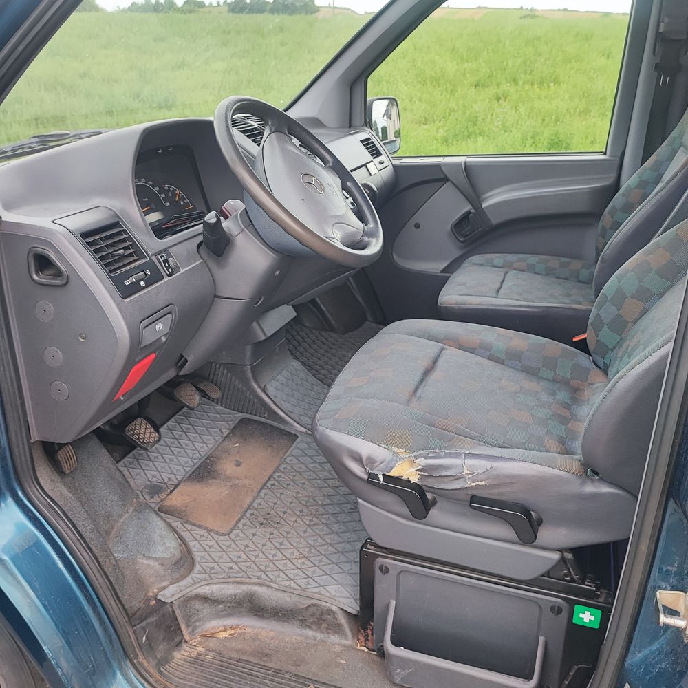 Mercedes Vito 112 CDI 2.2 5 osób klima 2001 rok