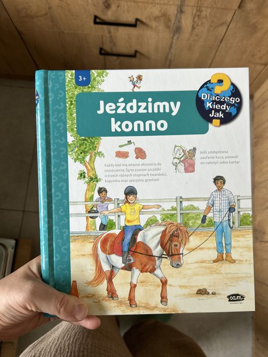 Książka Jeździmy konno wydawnictwo Sam