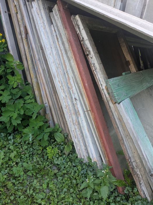 Віддам безкоштовно дерев'яні вікна