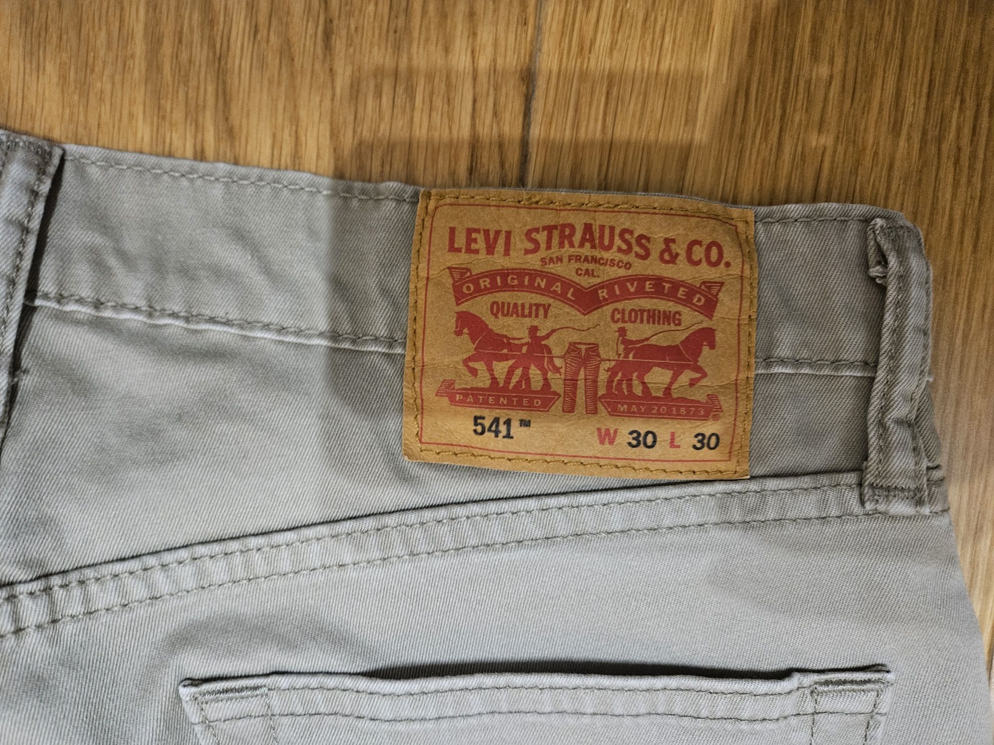 Spodnie LEVIS W30 L30
