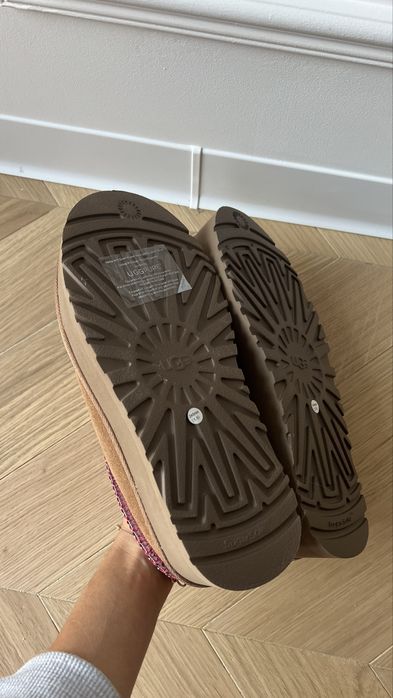 Ugg tazz Platform