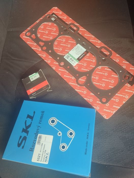 ГБЦ ваз 2108  распредвал , прокладка , шайба с натяжным роликом