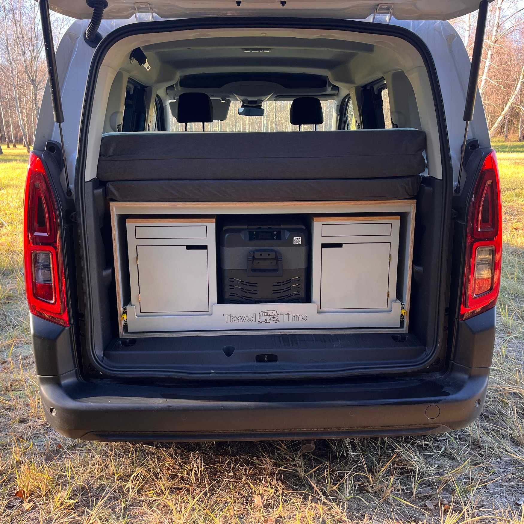 Box kempingowy zabudowa turystyczna stelaż do spania Citroën Berlingo