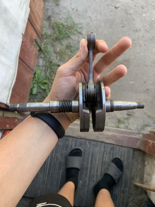 Продам колінвал на діо 34