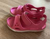 Sandały Crocs r. C10 27-28 różowe
