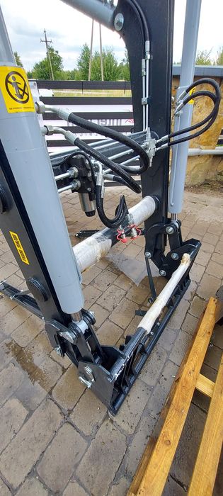 Od ręki Ładowacz czołowy Tur Massey Ferguson 3060 , 3070 , 3080 , 3115