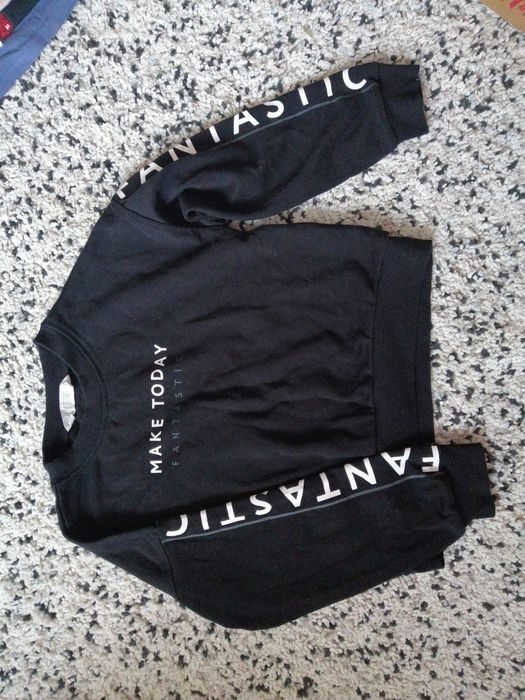 Bluza 134 140 H&M  czarna bluza dziewczęca krótka