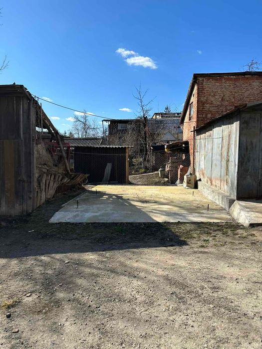 Квартира з ремонтом та гаражем  в центрі Коломиї))