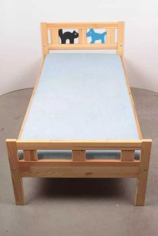 Cama de criança Ikea