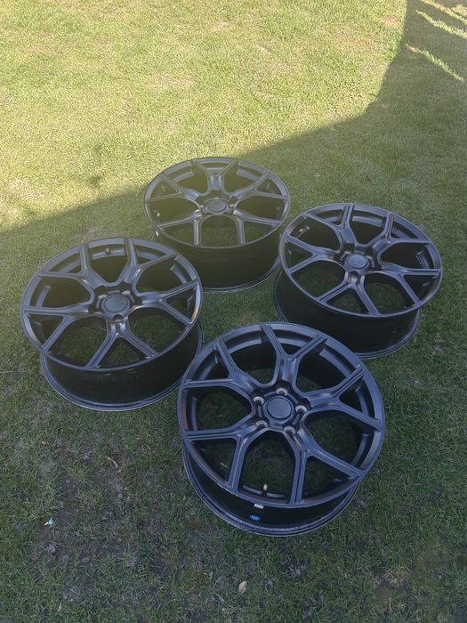 Alufelgi r. 18 5X114 ET 37 proste