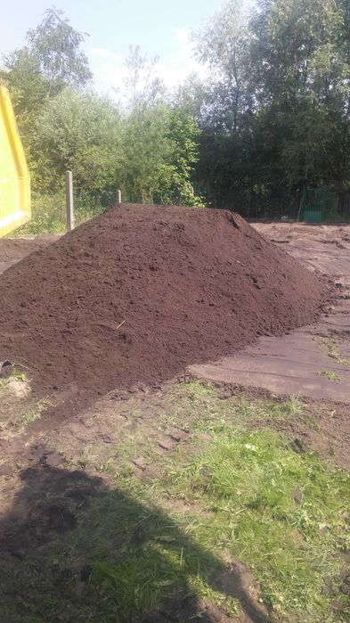 Usługi wywrotka koparką koparko-ładowarką wywóz gruzu Ziemia Ogrodowa