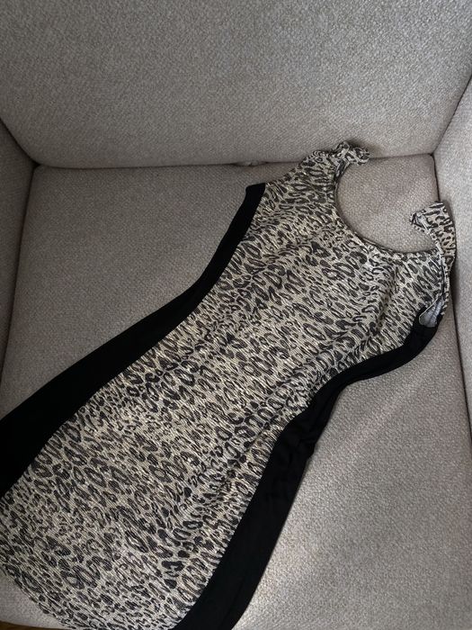 2 короткі сукні