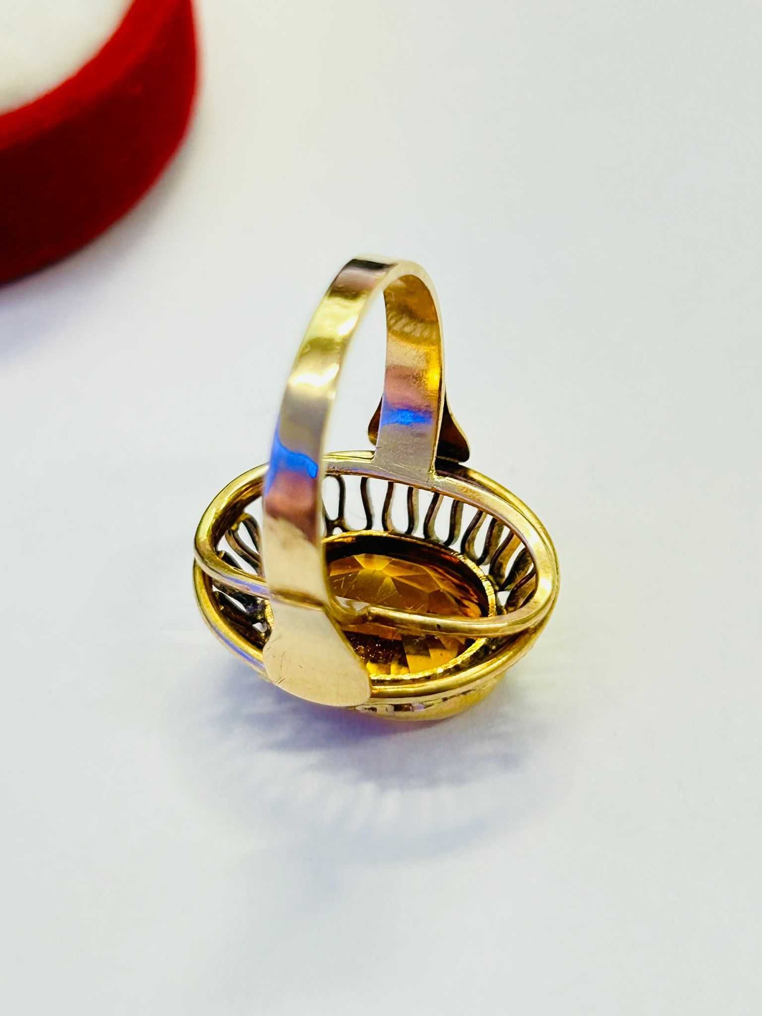 Złoty pierścionek cytryn [585]