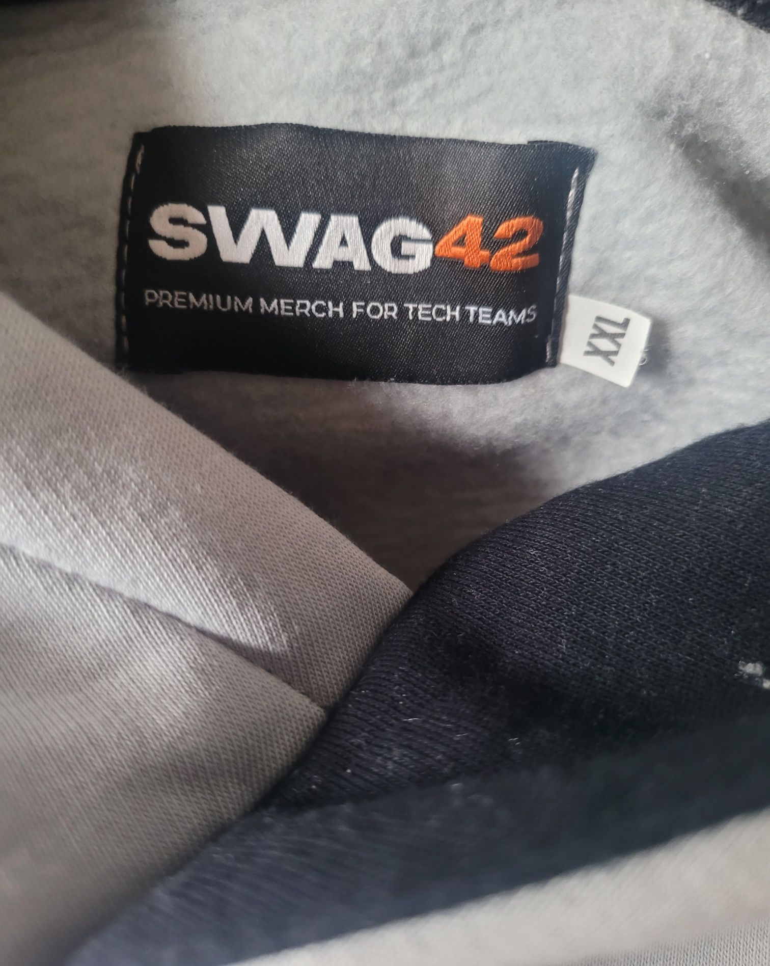 Sweter z kapturem Swag42, rozmiar xl