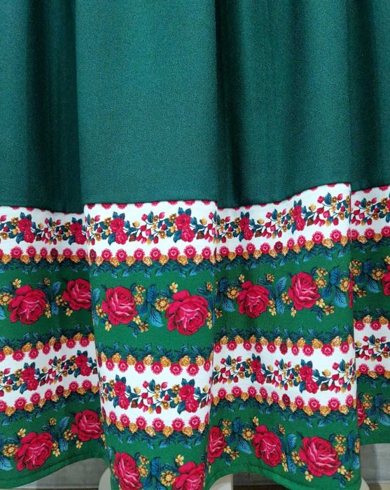 Spódnica butelkowa zieleń z kwiatami, 3XL