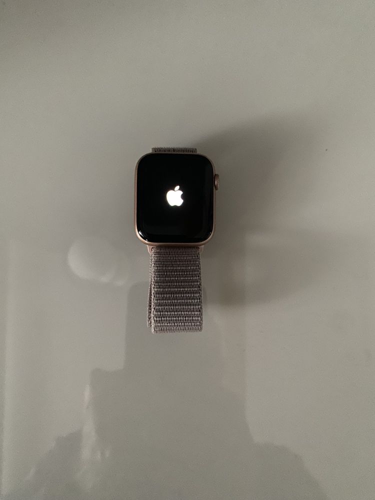 Apple watch series5 44mm